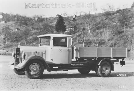 Mercedes_Benz_LO_2000.jpg