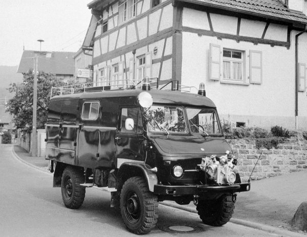 Unimog404_06.jpg