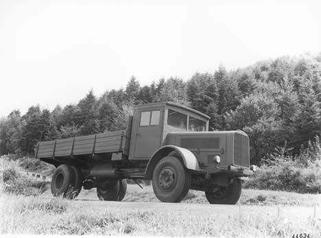 Mercedes_Benz_L_4500.jpg