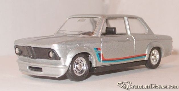 BMW 2002 1973 Turbo Solido.jpg