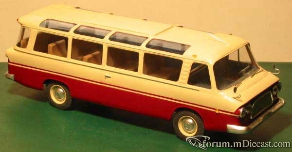 ZIL 118 1962 Kherson.jpg