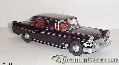 ZIL 111 1959 Kherson.jpg