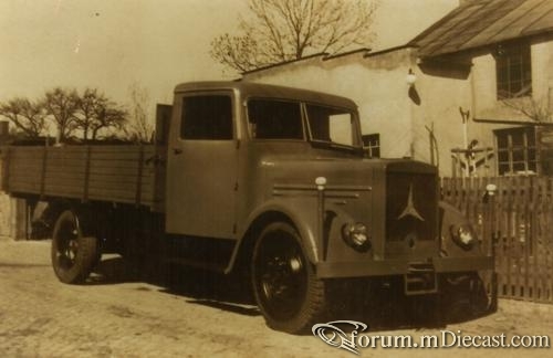 1949__kompletter_Neuaufbau_Mercedes_LKW.jpg