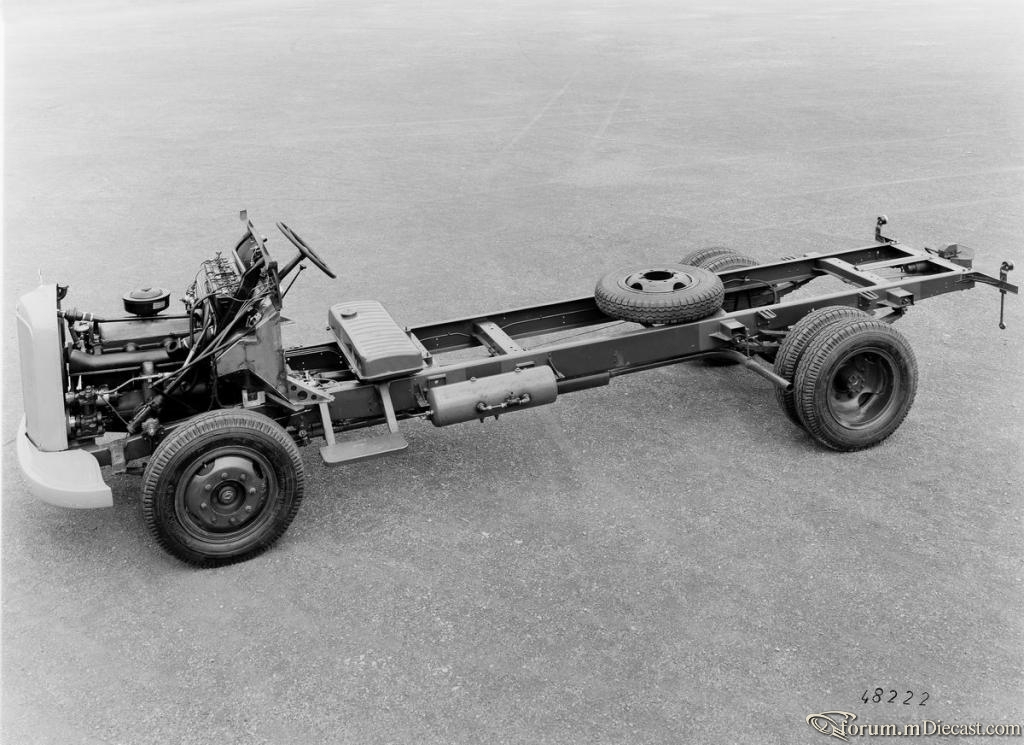 mbL3500_04.jpg