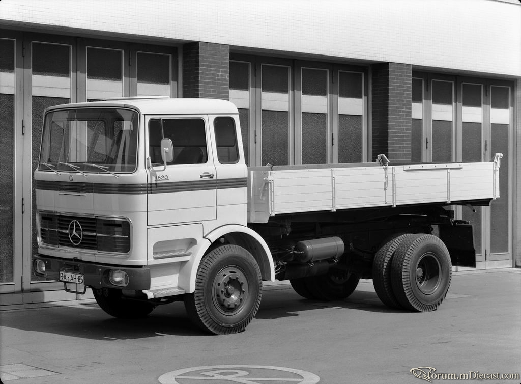 mbLP1620_04.jpg