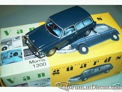 Morris 1300 Vanguards.jpg
