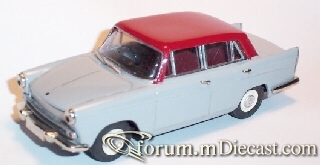 Morris Oxford V K-R Replicas.jpg