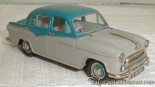 Morris Oxford III SpaCroft.jpg