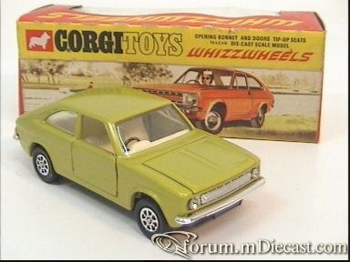 Morris Marina Coupe Corgi.jpg