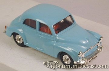 Morris Minor 4d Spot On.jpg