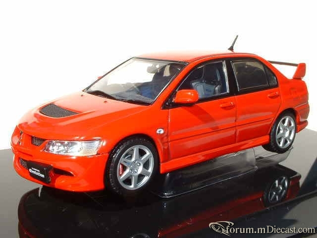 Mitsubishi Lancer EVO VIII 2003 Autoart.jpg
