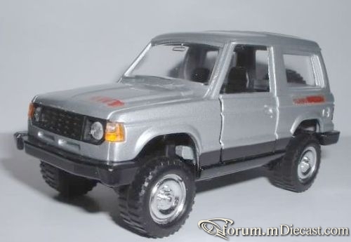 Mitsubishi Pajero I SWB Diapet.jpg