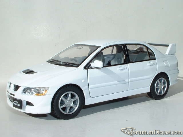 Mitsubishi Lancer EVO VIII 2003 Kinsmart.jpg