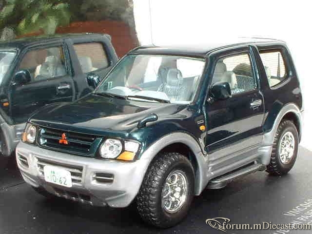 Mitsubishi Pajero 1999 SWB Vitesse.jpg