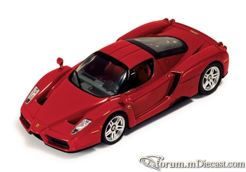 Ferrari Enzo 2002 Ixo.jpg