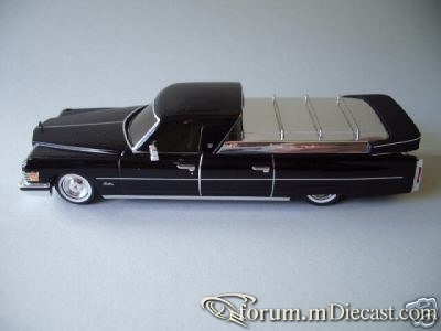 Cadillac 1976 Fleetwood McLain Flower Car Elegance.jpg