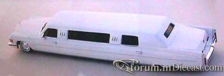 Cadillac 1976 Fleetwood Limousine-3 Elegance.jpg