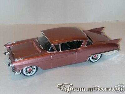 Cadillac Eldorado 1957 Seville Elegance.jpg