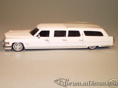 Cadillac Fleetwood Airport 1976 Elegance.jpg