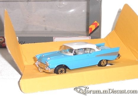 Chevrolet Bel Air 1957 2d Hardtop Corgi.jpg