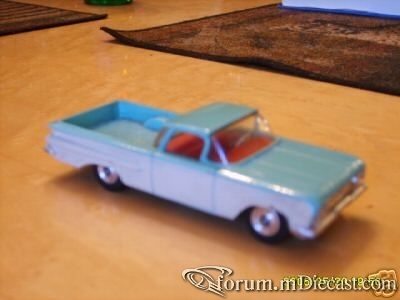 Chevrolet El Camino 1959 Dinky.jpg