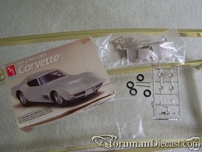Chevrolet Corvette 1969 Coupe AMT.jpg