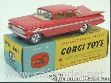 Chevrolet Impala 1959 4d Corgi.jpg