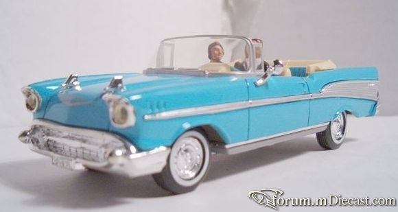 Chevrolet Bel Air 1957 Cabrio Dinky.jpg