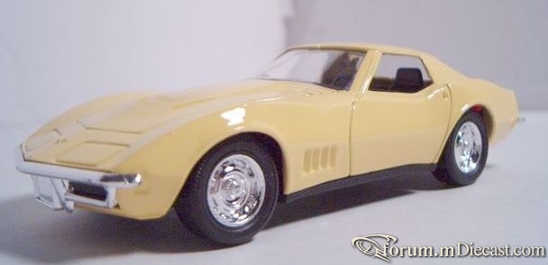 Chevrolet Corvette 1968 Coupe Majorette.jpg