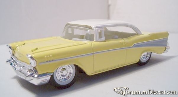 Chevrolet Bel Air 1957 2d Hardtop ERTL.jpg