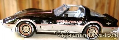 Chevrolet Corvette 1978 T-top CultCars.jpg