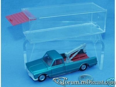 Chevrolet Apache Tow Sabra.jpg