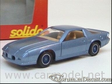Chevrolet Camaro 1982 Coupe Solido.jpg
