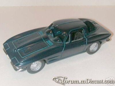 Chevrolet Corvette 1963 Coupe Nostalgic Miniatures.jpg