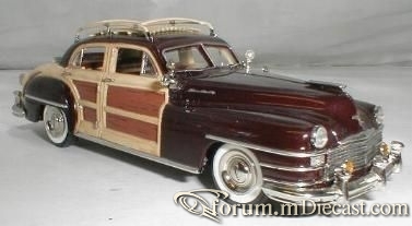 Chrysler Town And Country 1946 4d MotorCityUSA.jpg