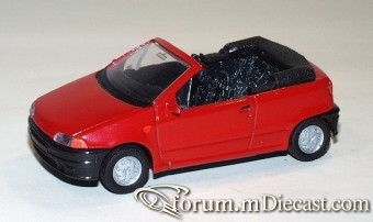 Fiat Punto 1994 Cabrio Bburago-Oskar Lehmann.jpg