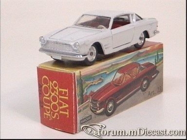Fiat 2300 Coupe Mercury.jpg
