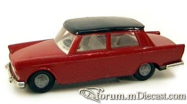 Fiat 1800 4d Politoys.jpg