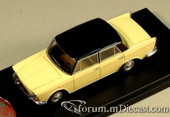 Fiat 1800 4d Gamma.jpg