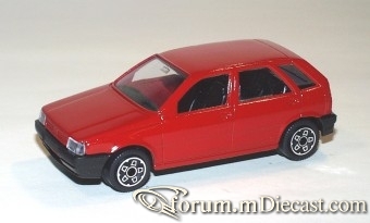 Fiat Tipo 5d 1988 Bburago.jpg