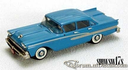 Ford Custom 300 Small Wheels.jpg
