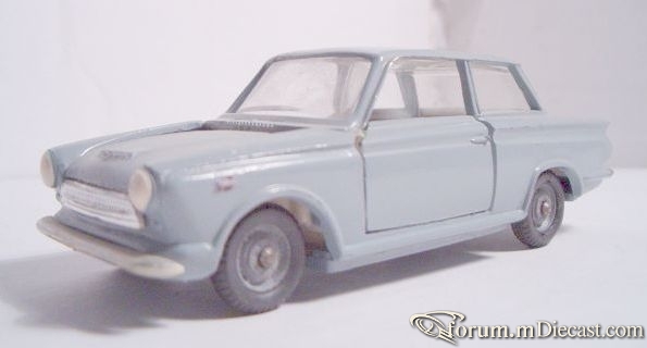 Ford Consul Cortina 2d.jpg