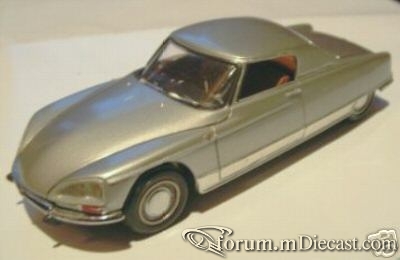 Citroen DS Le Dandy Chapron 1968 Devos.jpg