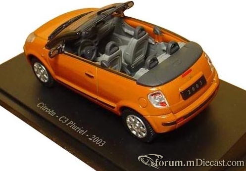 Citroen C3 Pluriel 2003 Universal Hobbies.jpg
