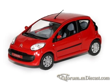Citroen C1 3d Norev.jpg