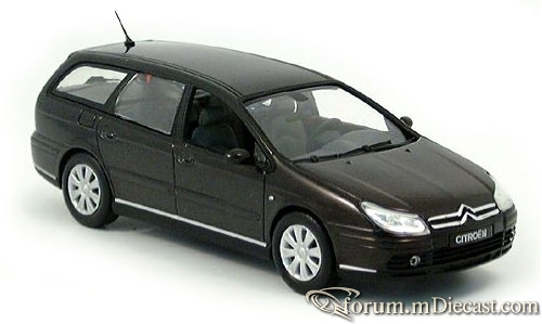 Citroen C5 2005 Break Norev.jpg