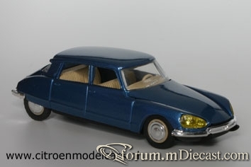 Citroen DS21 4d 1968 Eligor.jpg