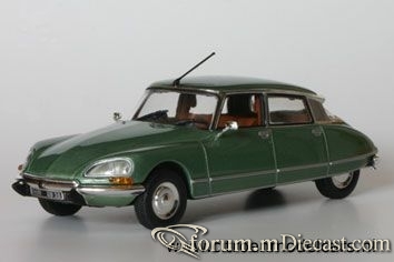 Citroen DS23 4d 1968 Norev.jpg