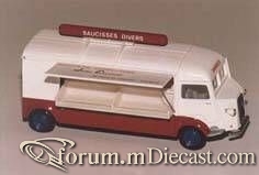 Citroen HY 1200 LWB Foodstand.jpg