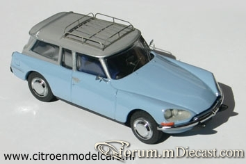 Citroen ID21 Courte AH.jpg
